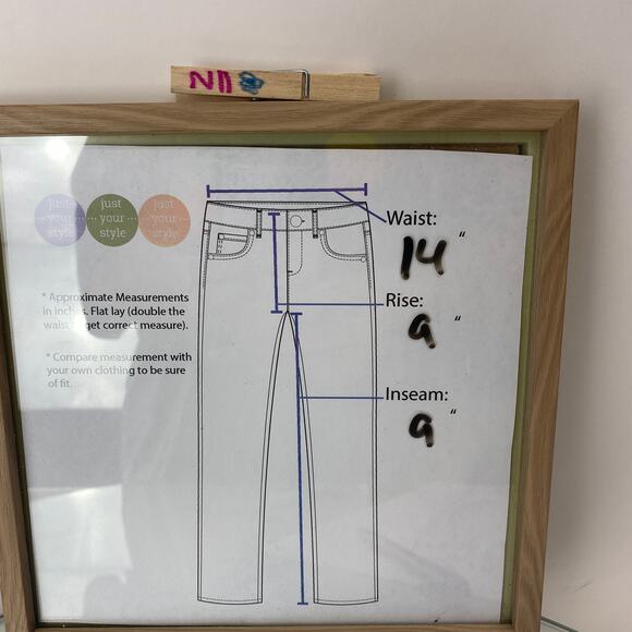 Lilly Pulitzer Resort Fit Geo Pattern High Waisted Casual Short Size 2 - Picture 8 of 8